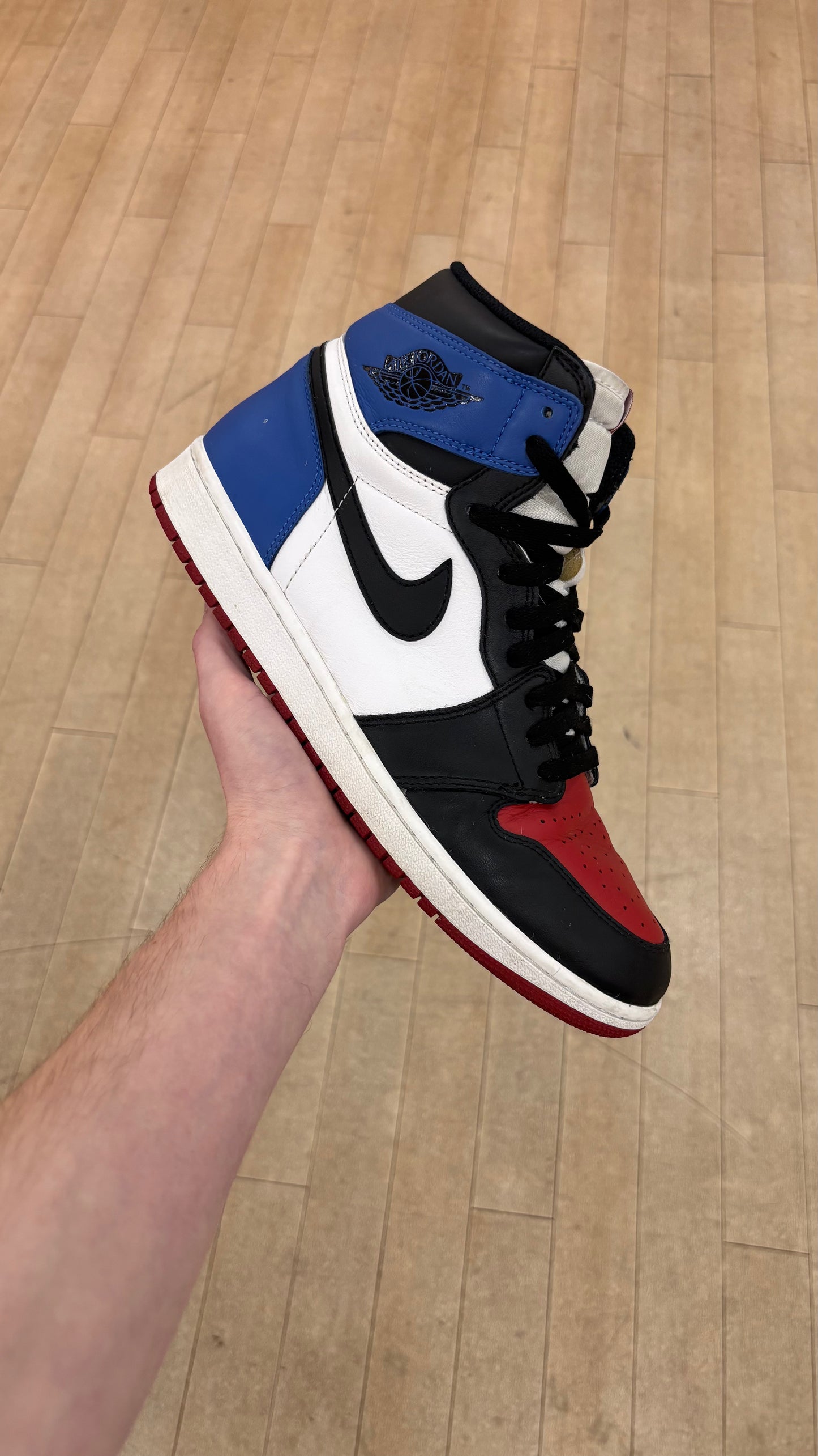 Jordan 1 Top 3 (Used)