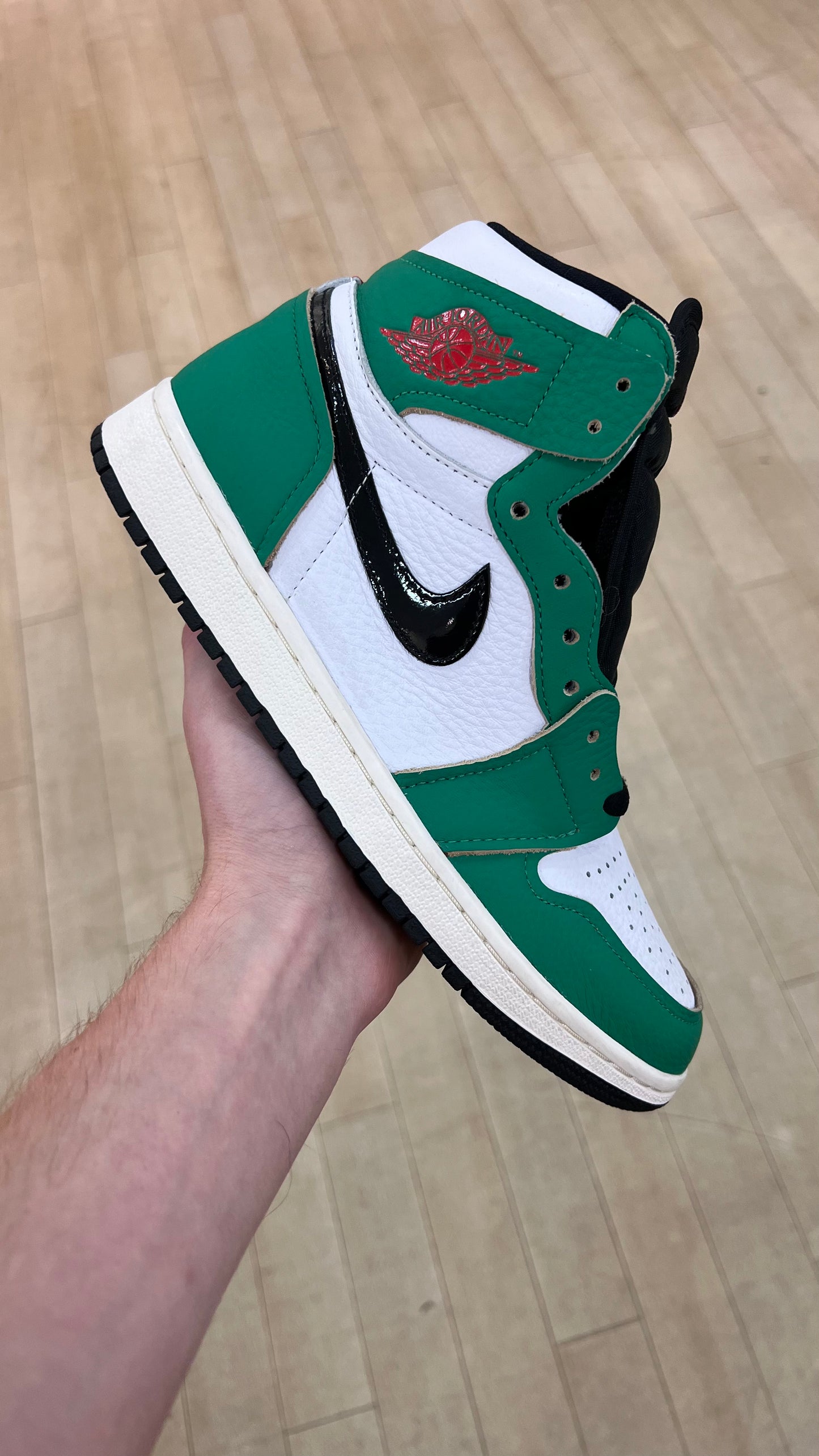 Jordan 1 High Lucky Green W (Used)