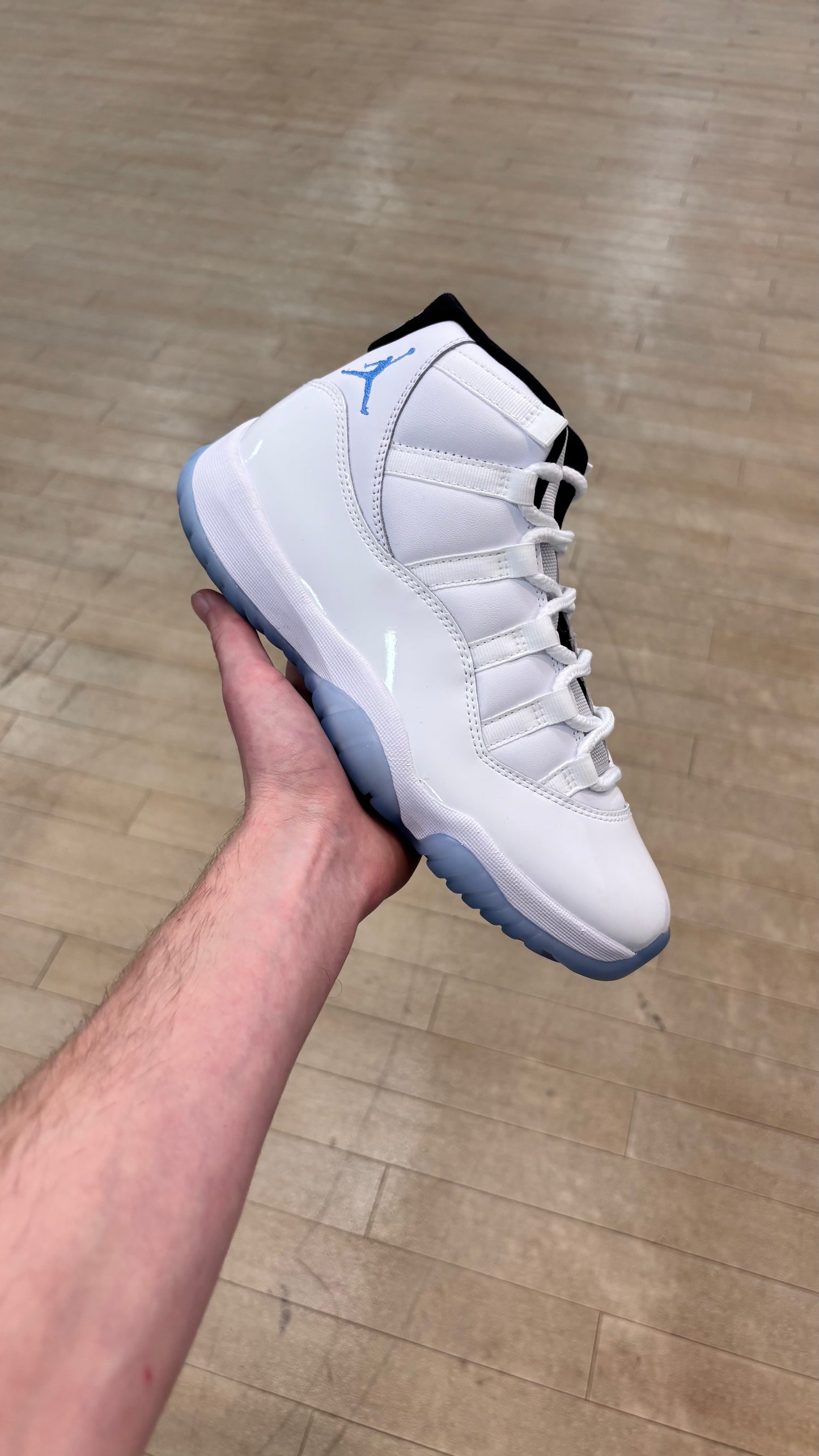 Jordan 11 High Legend Blue (Used)