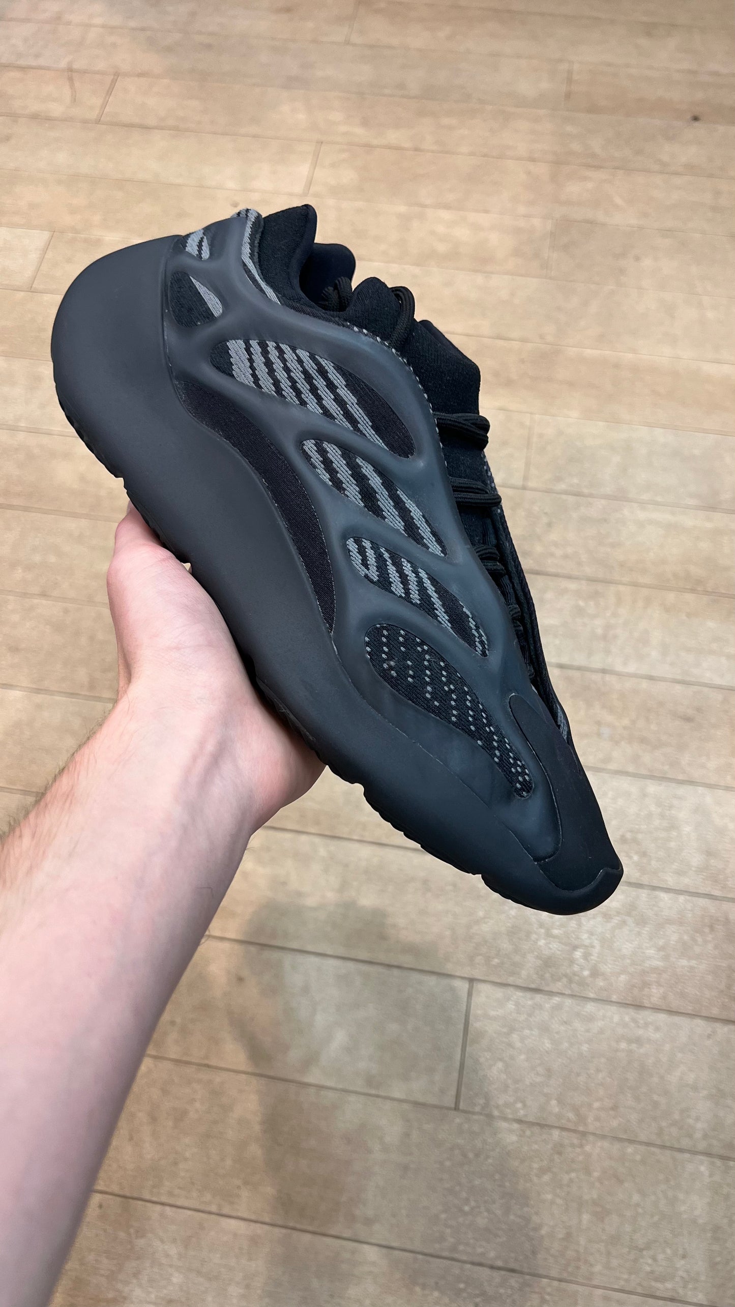 Yeezy 700 V3 Dark Glow (Used)