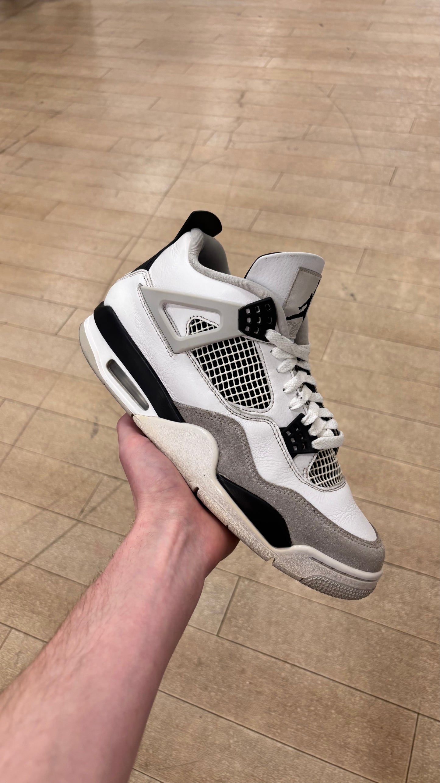 Jordan 4 Military Black (Used)
