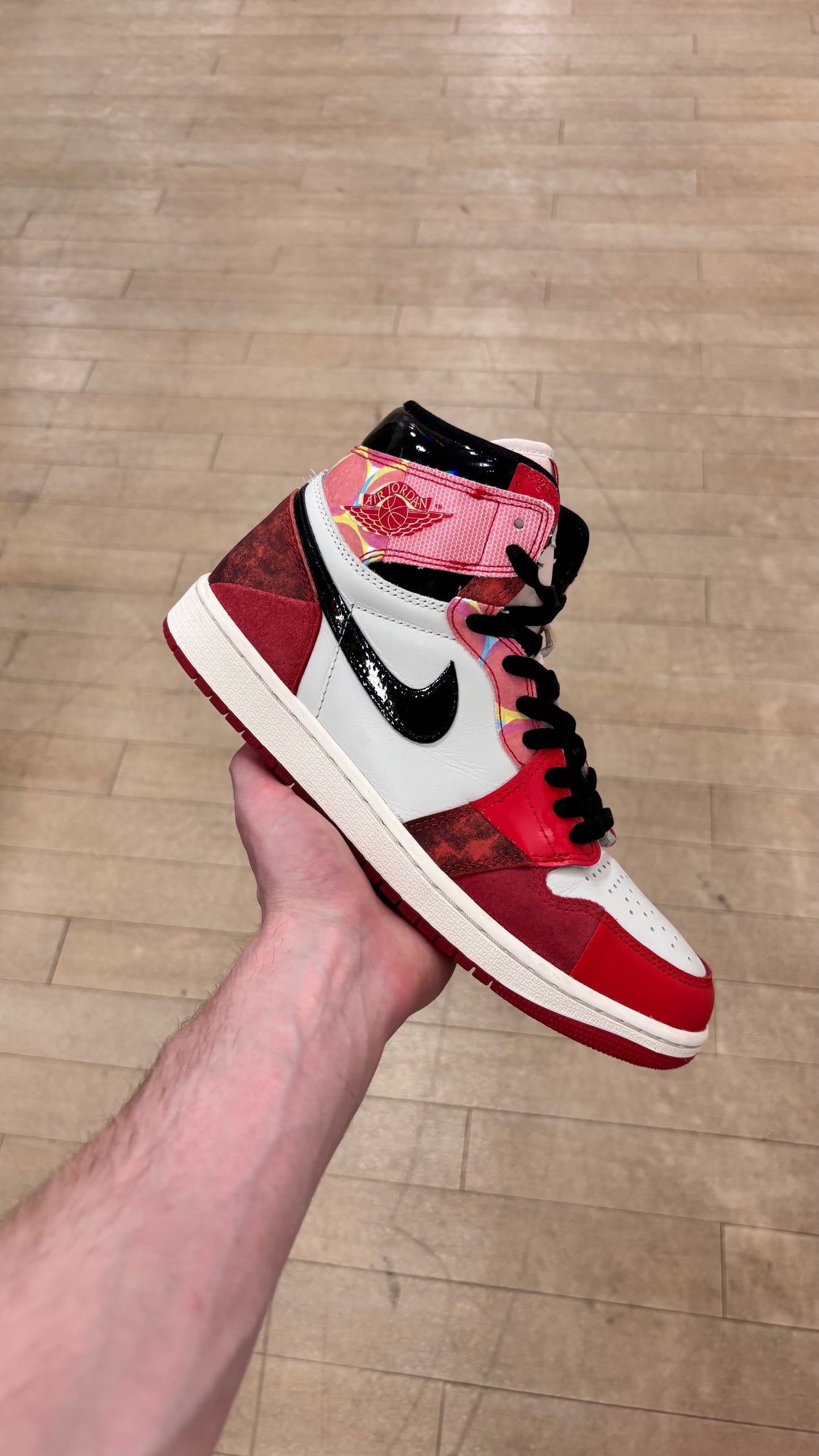 Jordan 1 High Marvel x Spider-Man (Used)
