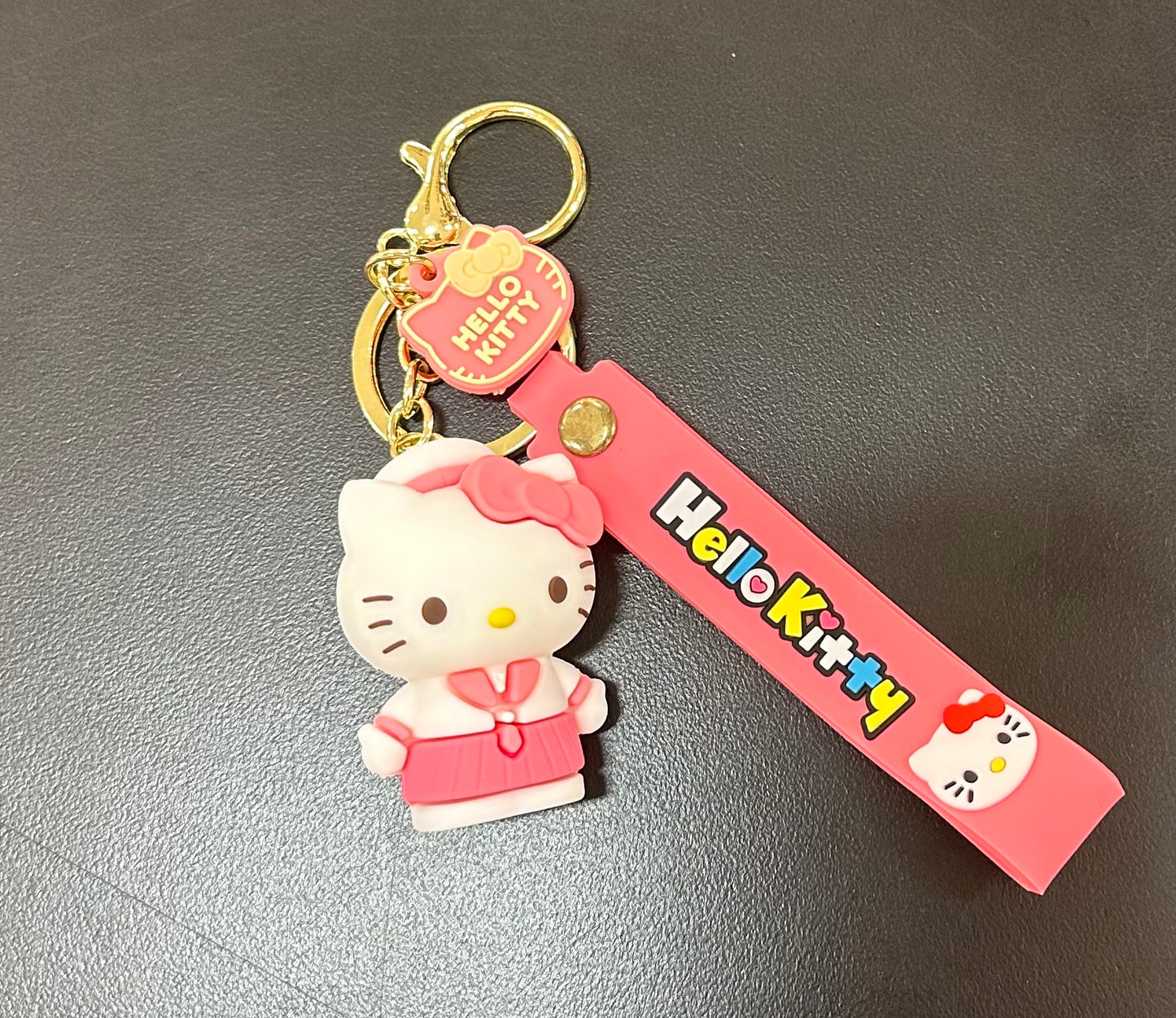 Hello Kitty White Hate Keychain