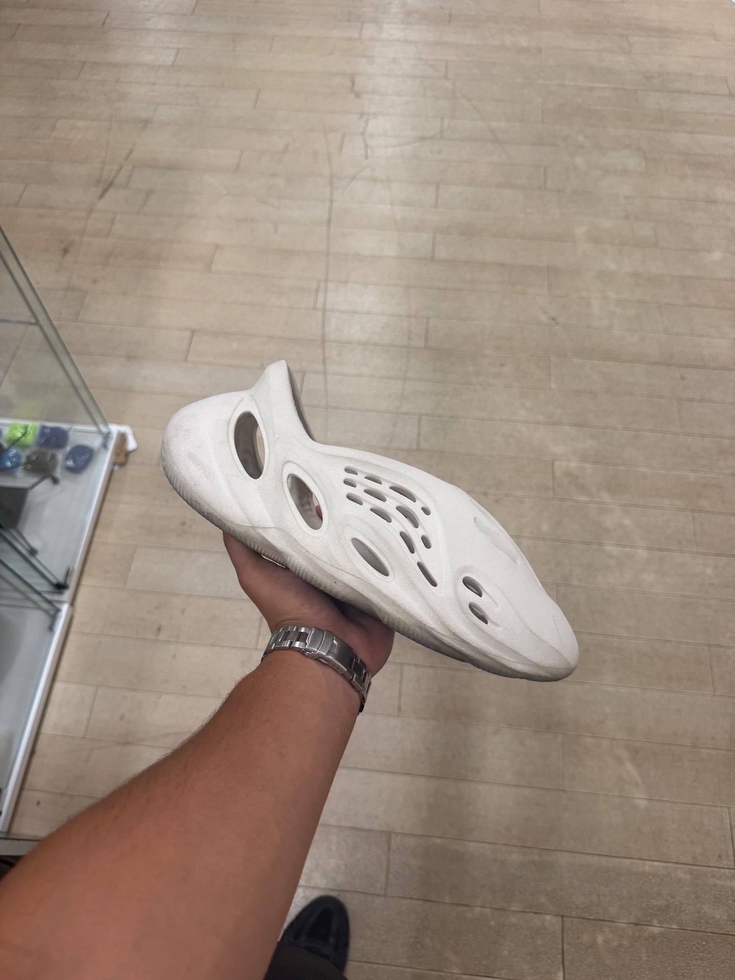 Yeezy Sand Foam RNNR (Used)