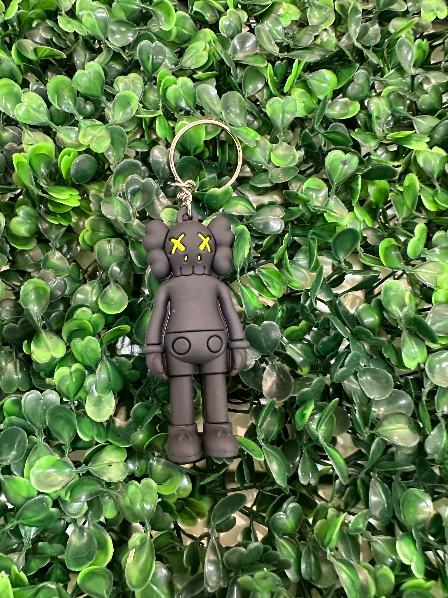 Kaws Small Black/Yellow Keychain